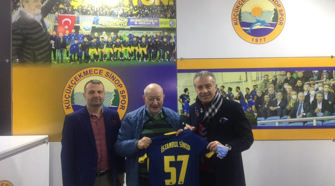 Gazeteci Adil Yıldız Başkan Yardımcımız Hüseyin Demirkol Stant Ziyareti.